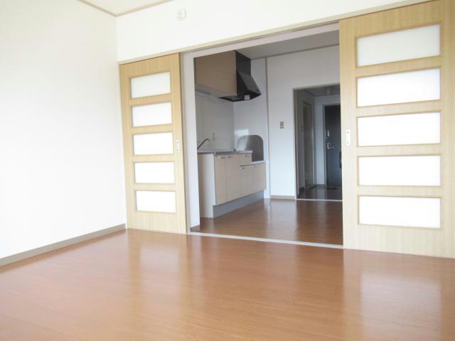 居室・リビング　※同物件別部屋参考写真