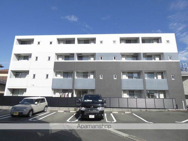 ＪＲ東海道本線 浜松駅 バス乗車時間：23分 最寄りバス停で下車 徒歩2分 築10年