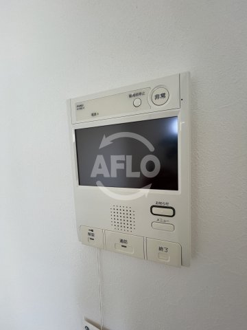 セキュリティ　スプランディッド新大阪DUE　モニター付きインターホン