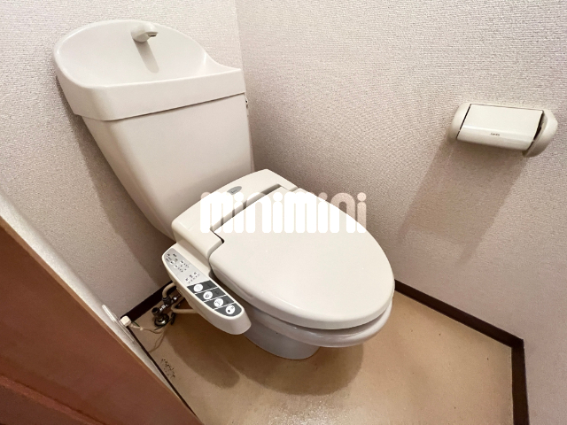 東急池上線 石川台駅 徒歩9分 22階建 築19年のトイレ写真