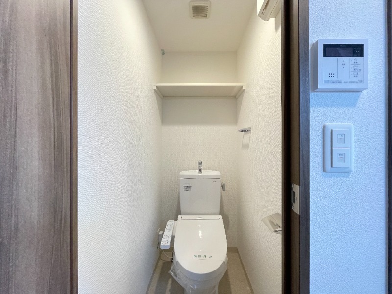 エステムコート神戸湊町のトイレ写真