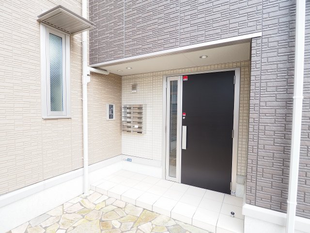 D-room灘北通の外観写真
