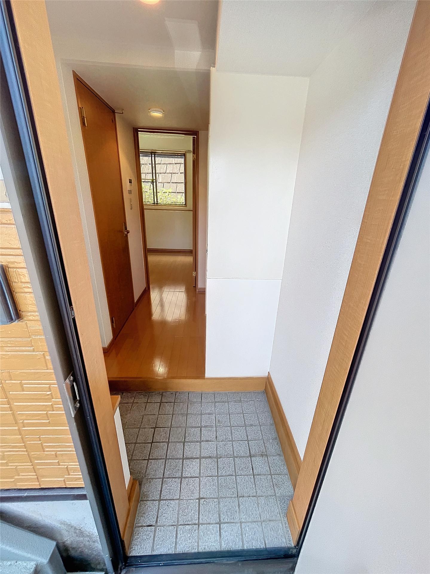 レジデンス篠原台町の玄関写真