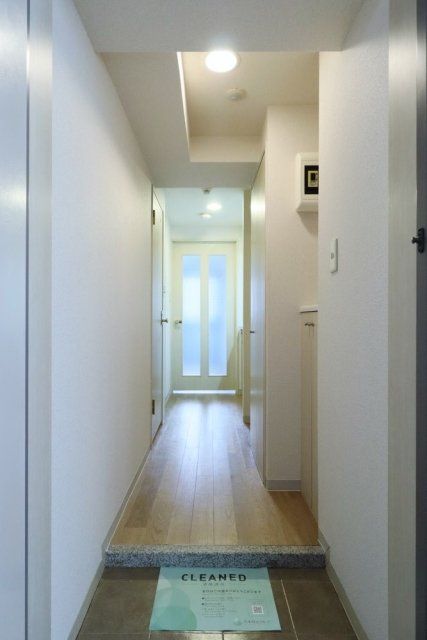 菱和パレス三軒茶屋壱番館の玄関写真