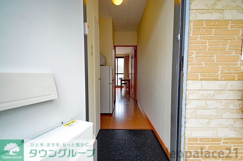 レオパレスプレミールの玄関写真