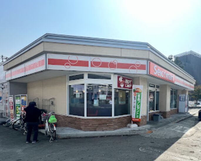コンビニ　セイコーマート北野6条店（コンビニ）まで638m