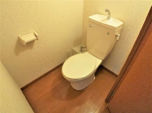 レオパレス光のトイレ写真