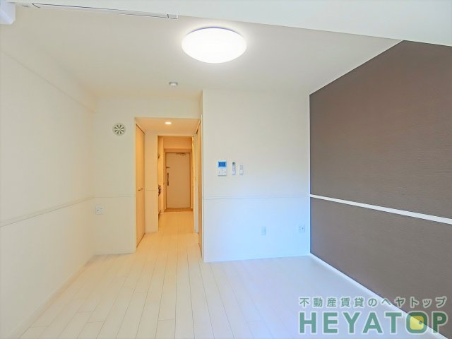 地下鉄名城線 金山駅 徒歩5分 6階建 築7年の居間写真