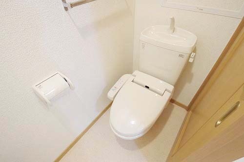 トイレ　（類似室内）