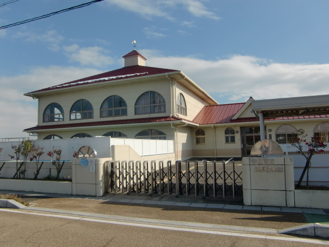 幼稚園・保育園　速野幼稚園（幼稚園・保育園）まで2200m