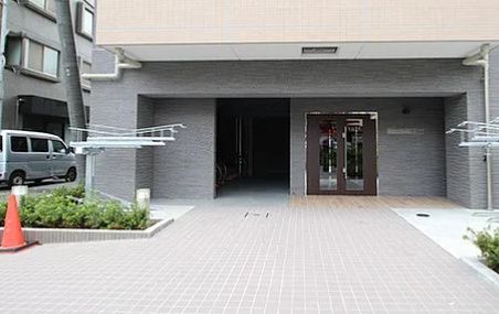エントランス　☆共用部分☆