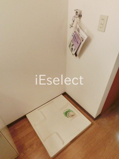 その他　室内洗濯機置き場です。