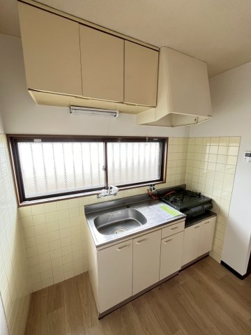 マンションフローラのキッチン写真