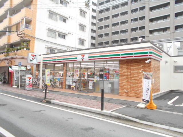 コンビニ　セブンイレブン 福岡大橋1丁目店（コンビニ）まで321m