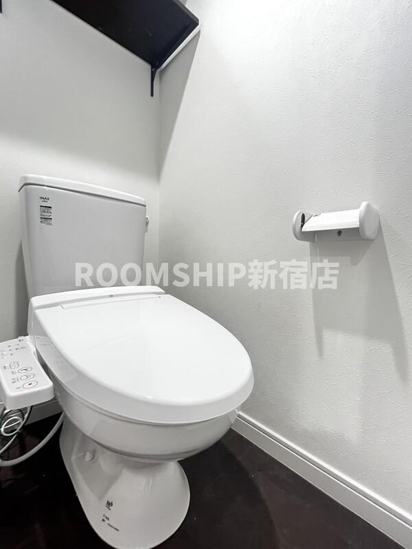 ＪＲ総武線 小岩駅 徒歩7分 3階建 築3年のトイレ写真