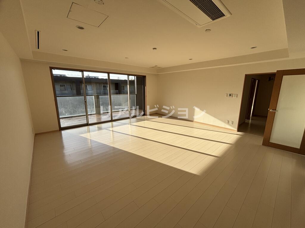 居室・リビング　※こちらの写真は他部屋参考写真です