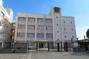 近鉄南大阪線 矢田駅 徒歩4分 3階建 築9年の周辺写真