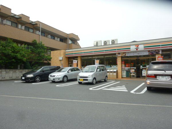 コンビニ　セブンイレブン東船橋4丁目店（コンビニ）まで504m