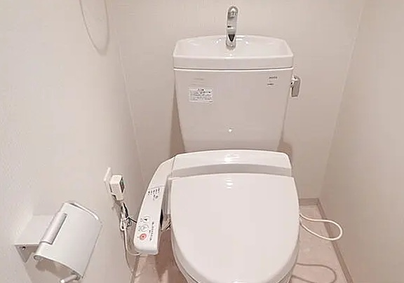 トイレ　※同施工会社のイメージ写真※