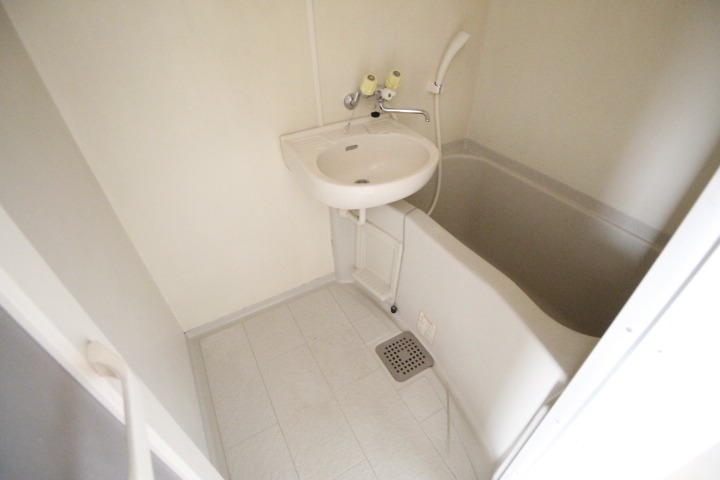 洗面設備　別部屋参考写真
