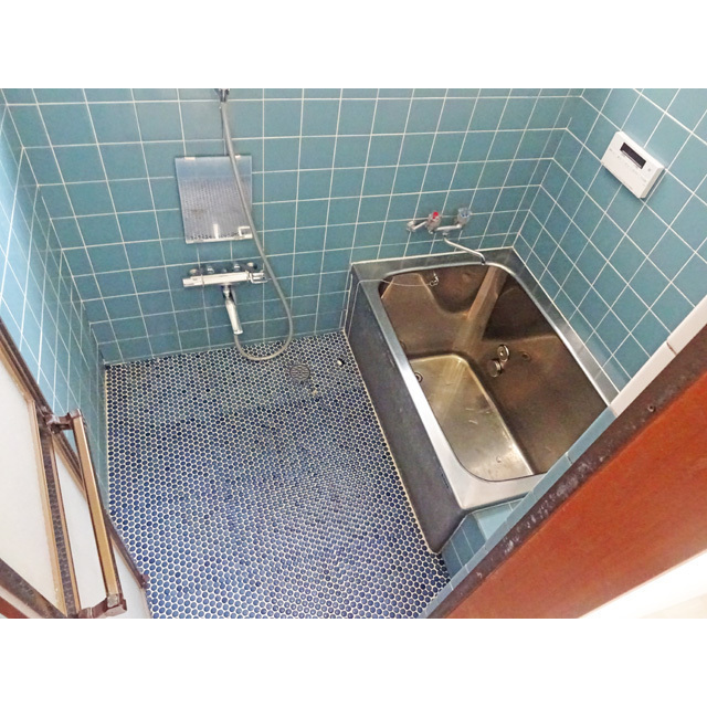 藤沢市鵠沼海岸5丁目戸建の風呂写真