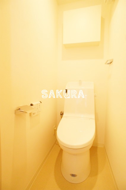トイレ　落ち着いた色調のトイレです♪