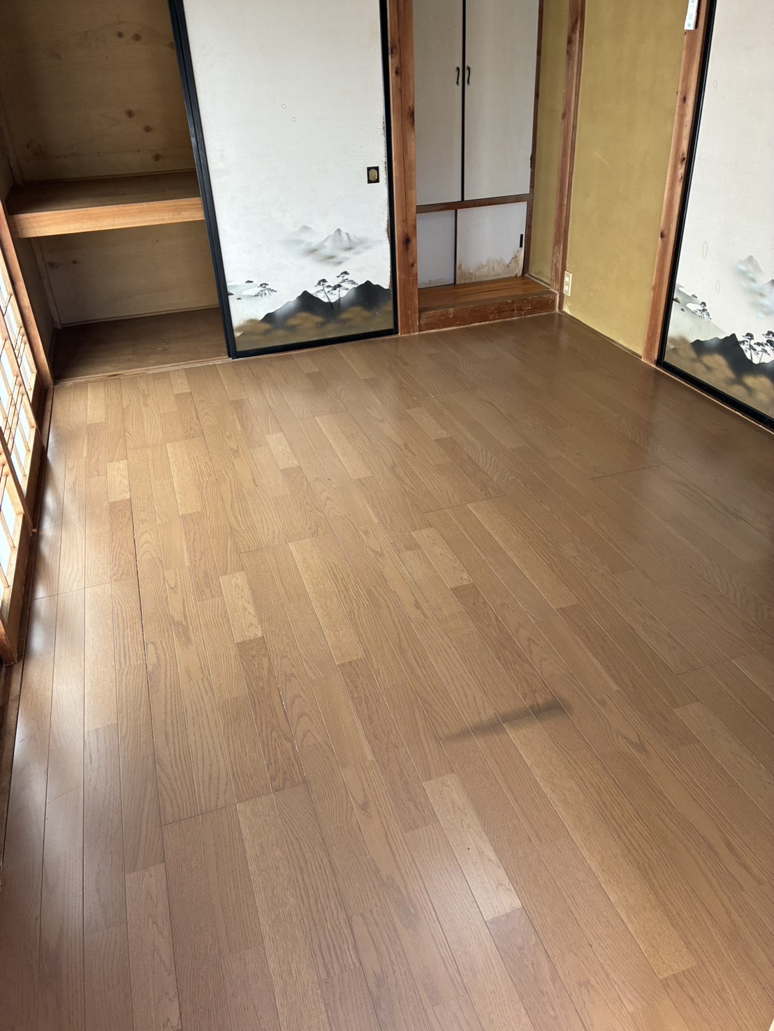 群馬県桐生市川内町5丁目2285-1 3号棟の内装写真