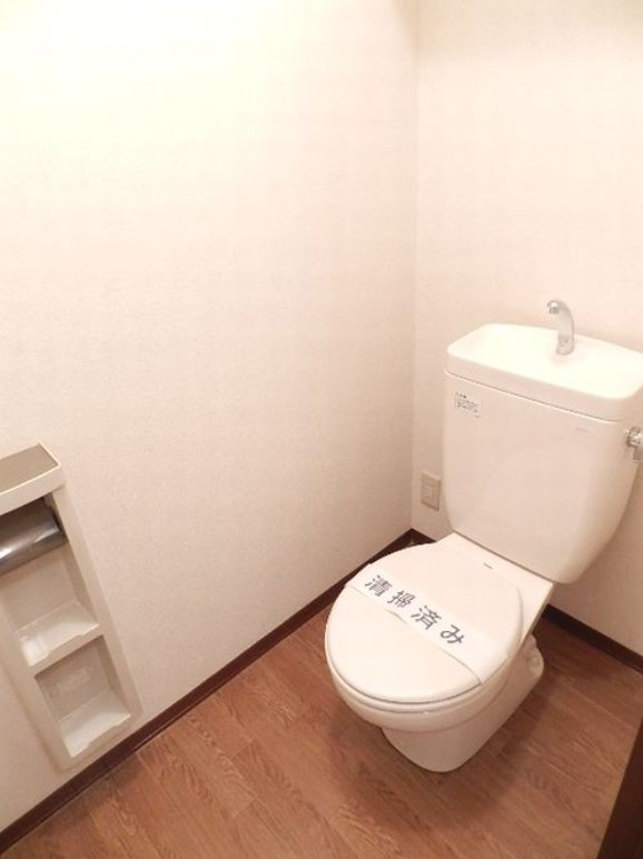 ＪＲ武蔵野線 船橋法典駅 徒歩10分 2階建 築27年のトイレ写真