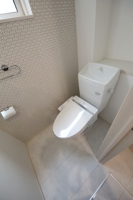 トイレ　別部屋参考写真