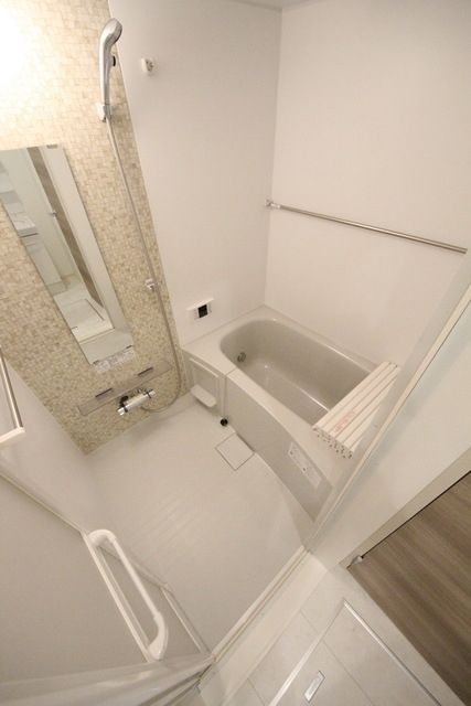 バス・シャワールーム　別部屋参考写真