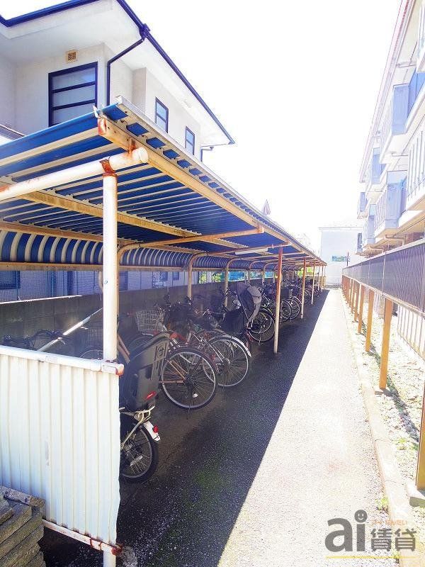 西武拝島線 小平駅 徒歩10分 3階建 築47年の外観写真