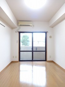 居室・リビング　※同仕様写真含む