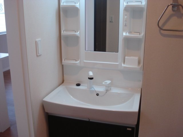 相鉄いずみ野線 弥生台駅 徒歩11分 2階建 築15年の内装写真