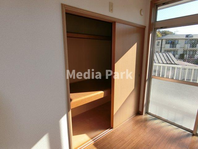 収納　同物件別のお部屋の写真です。参考写真です。