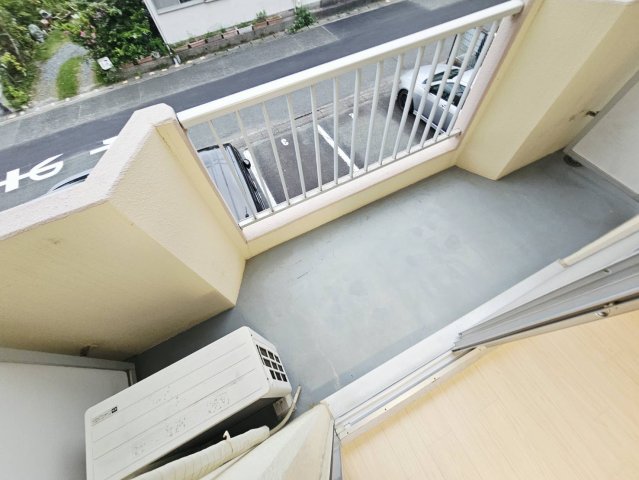 バルコニー　※写真は他号室です