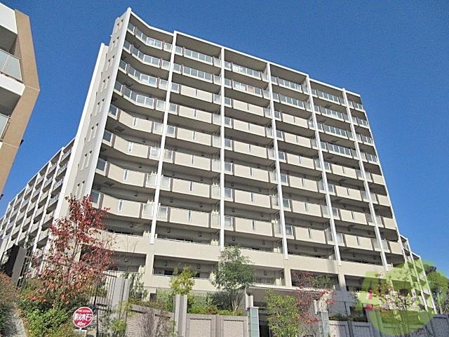 建物外観　吹田市竹見台「ジオ千里竹見台」
