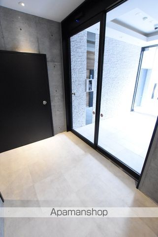 ステージア裏参道の外観写真