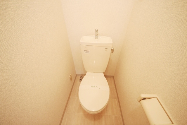 アムール野村3のトイレ写真