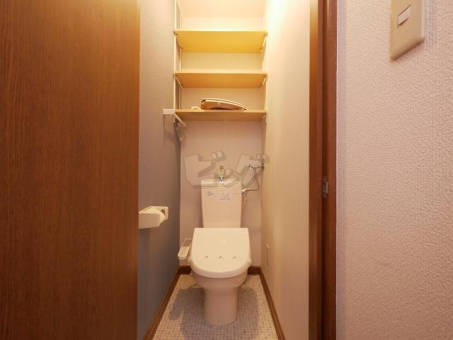 トイレ　※反転タイプの画像になります。ご参考ください