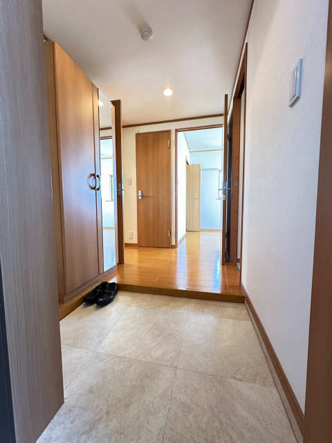 MAISON DE RAFFINEの玄関写真