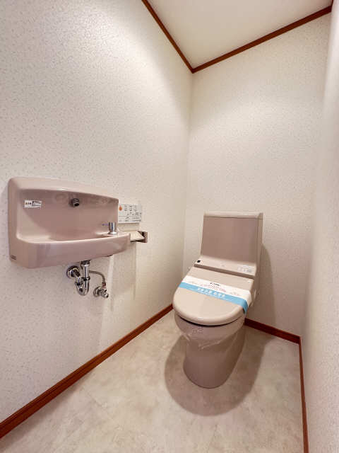 MAISON DE RAFFINEのトイレ写真