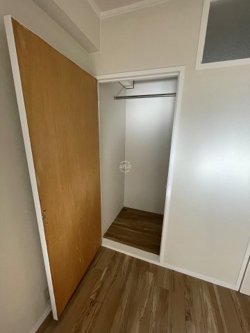 収納　REBANGA上町台アパートメント　物入