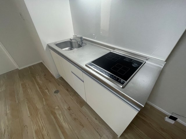 キッチン　REBANGA上町台アパートメント　キッチン
