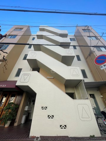 建物外観　REBANGA上町台アパートメント　外観