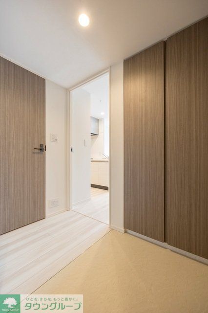 玄関　※写真は同タイプ住戸です。