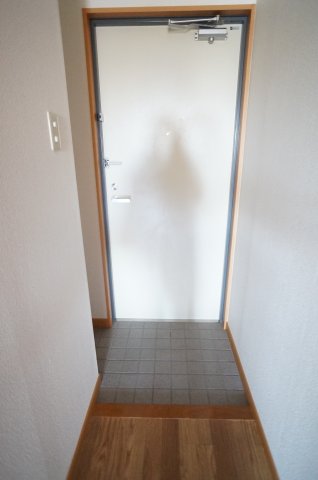 玄関　毎日通る玄関はこちらです（参考写真です）