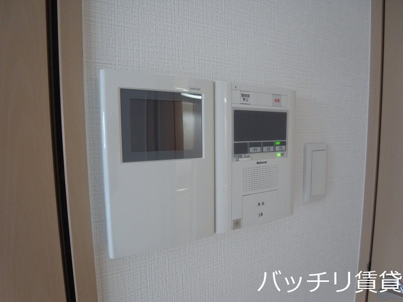 セキュリティ　同マンション別部屋写真のため、現状優先。