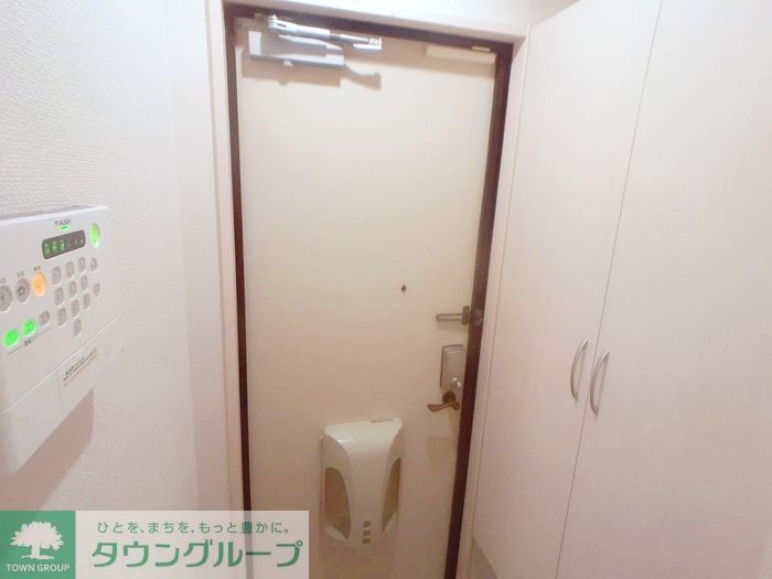 玄関　お問合せはタウンハウジングまで！※現地待合わせ相談可能