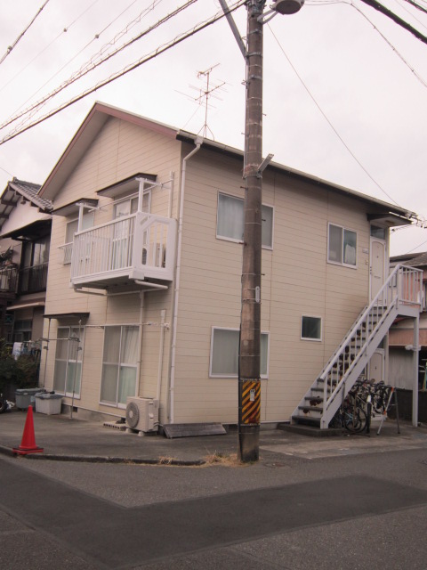 パクス塚本の建物外観