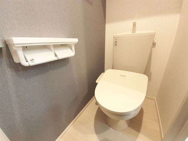 【アレーズＡのトイレ】